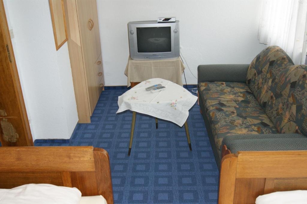 Ferienwohnungen Pies Bad Kreuznach Bilik gambar