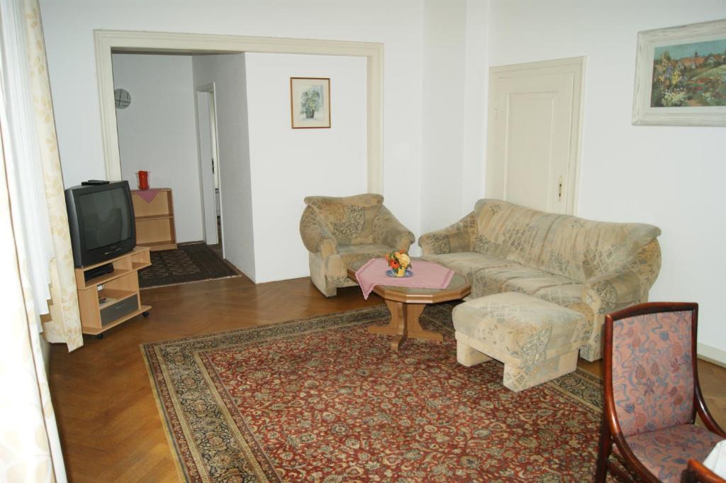 Ferienwohnungen Pies Bad Kreuznach Bilik gambar
